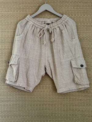Raakapuuvillashortsit